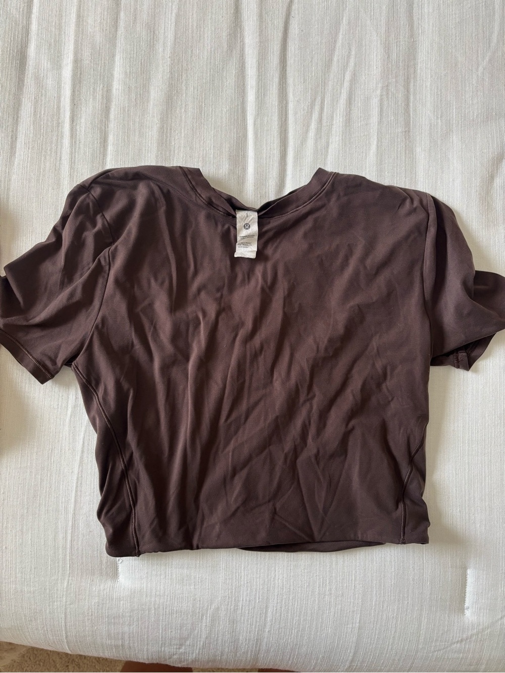 lululemon athletica Short Sleeve Crop Tee in Chocolate Brown